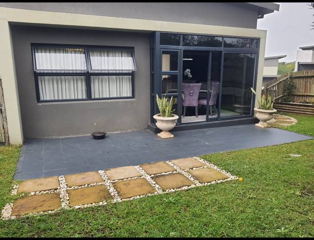 2 BEDROOM APARTMENT FOR SALE IN PALM LAKES ESTATE